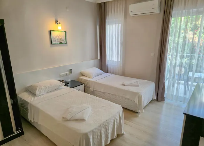 Ξενοδοχείο Habesos 3*