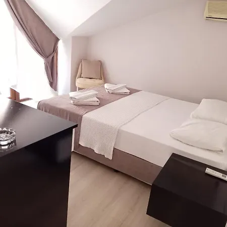 Hotel Habesos 2*