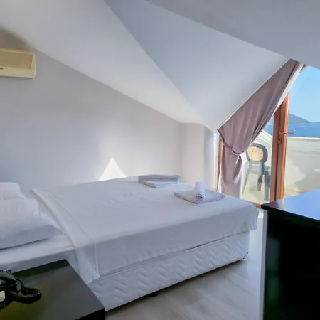 Hotel Habesos 2*